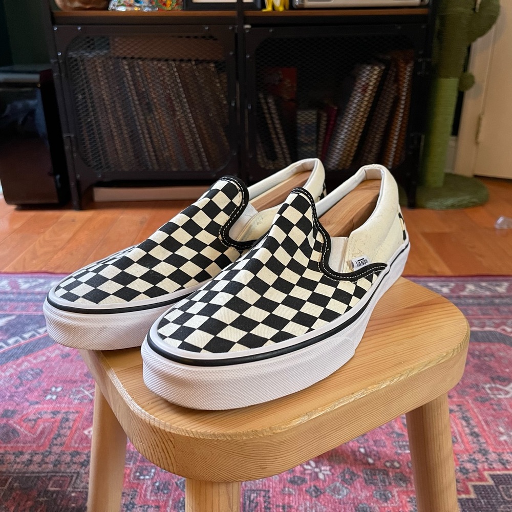 Vans CLASSIC SLIP-ON CHECKERBOARD SHOE Women’s 10.5
